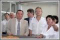 Министр аграрной политики и продовольствия Украины Николай Присяжнюк и глава облгосадминистрации Владимир Пристюк на хлебозаводе предприятия "Луганскмлын"